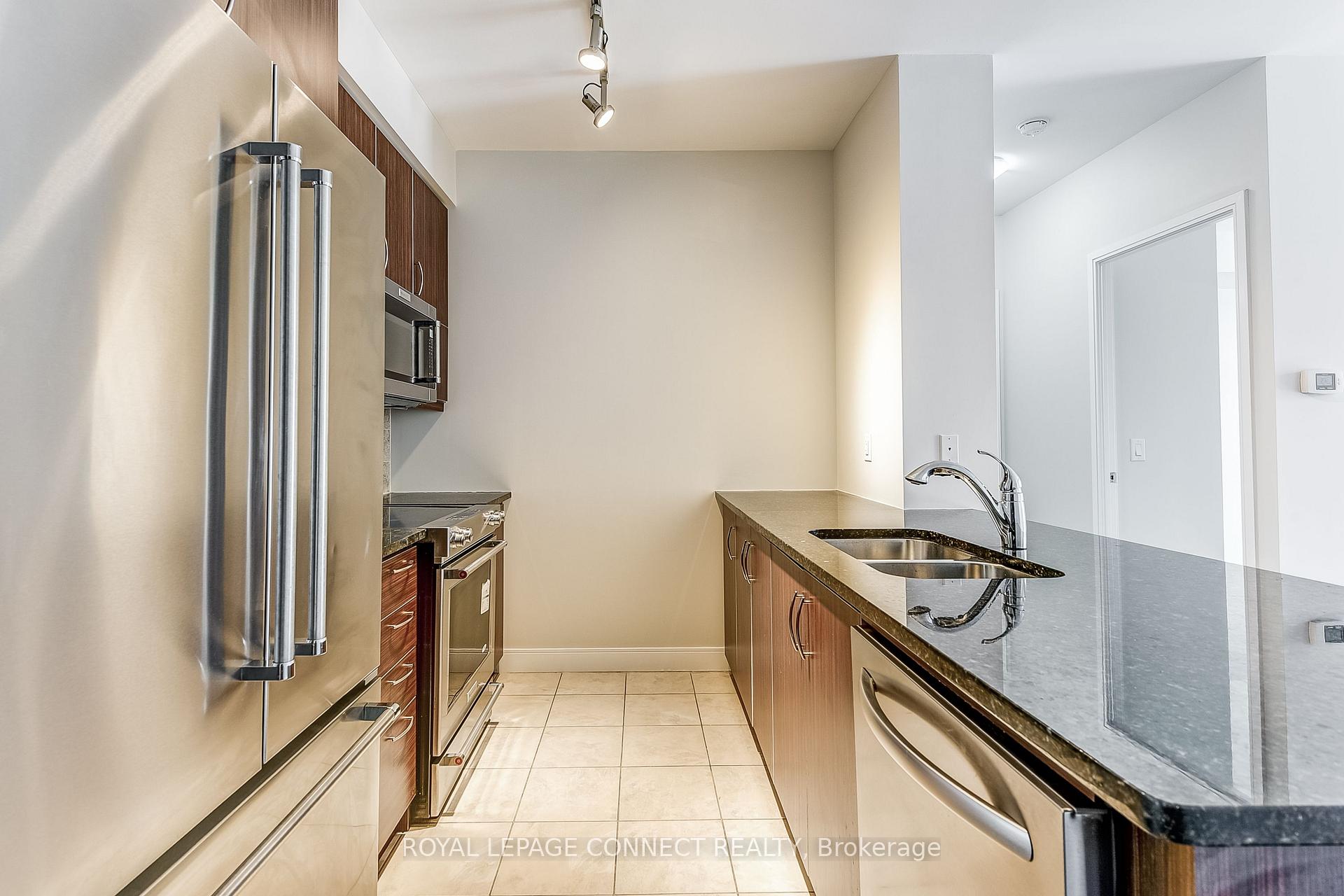 2 Bedrooms Condo at 825 Church, Toronto For sale