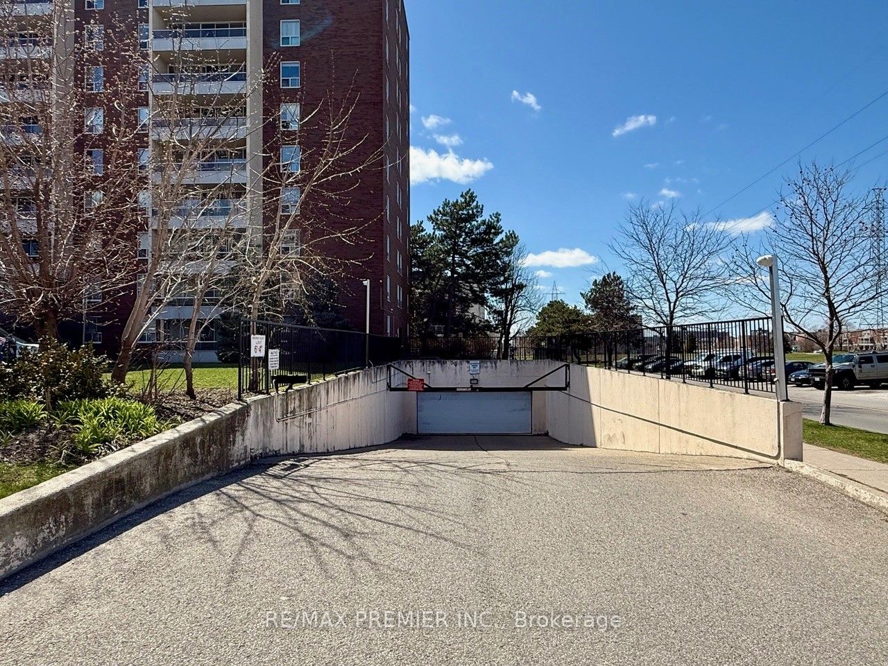 31 Four Winds Drive, #502