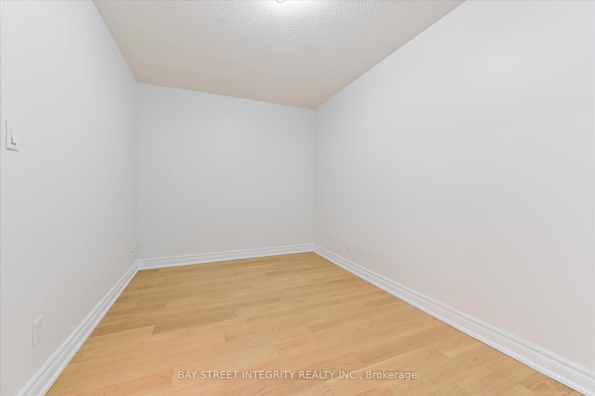3 Bedrooms Condo at 506 Grandview, Toronto For sale