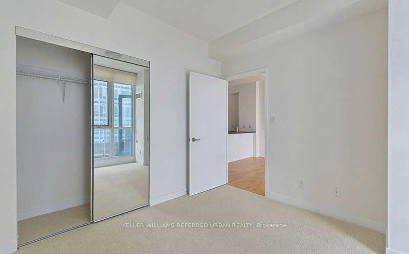 1 Bedroom Condo at 295 Adelaide, Toronto For sale