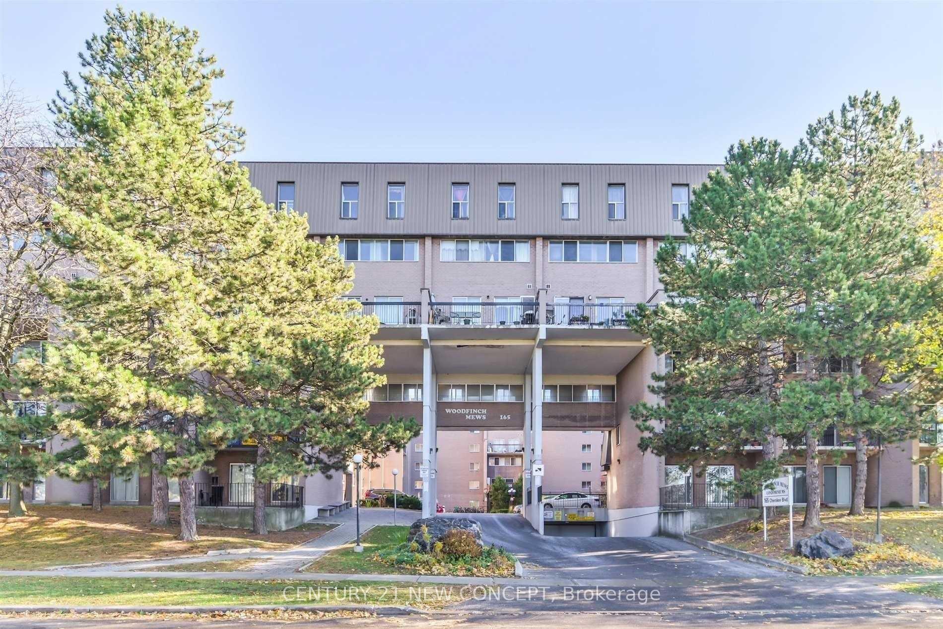 5 Bedrooms Condo at 165 Cherokee, Toronto For sale