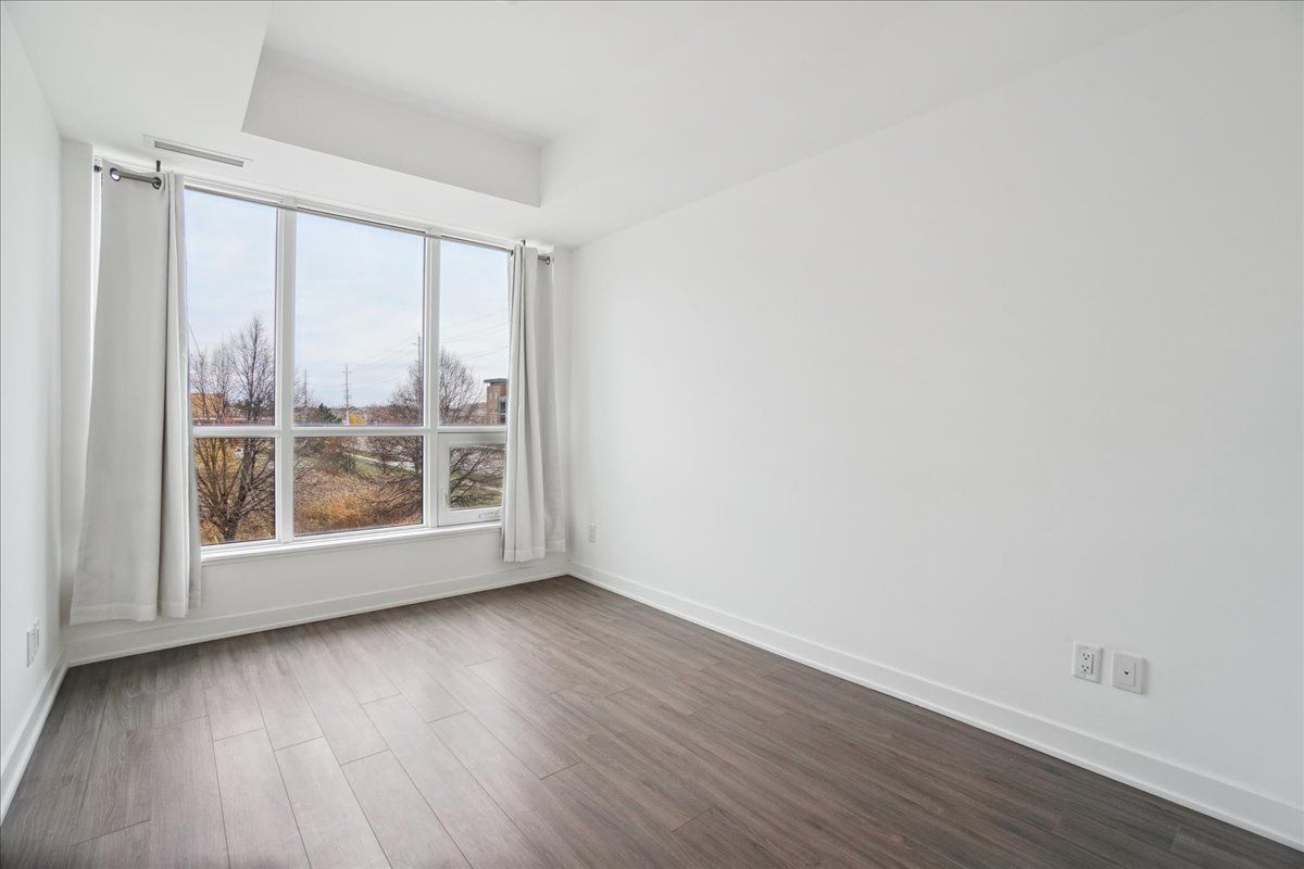 681 Yonge Street 209