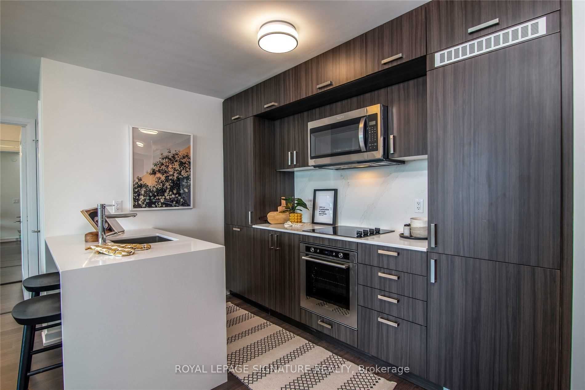 18 Erskine Avenue, #3307