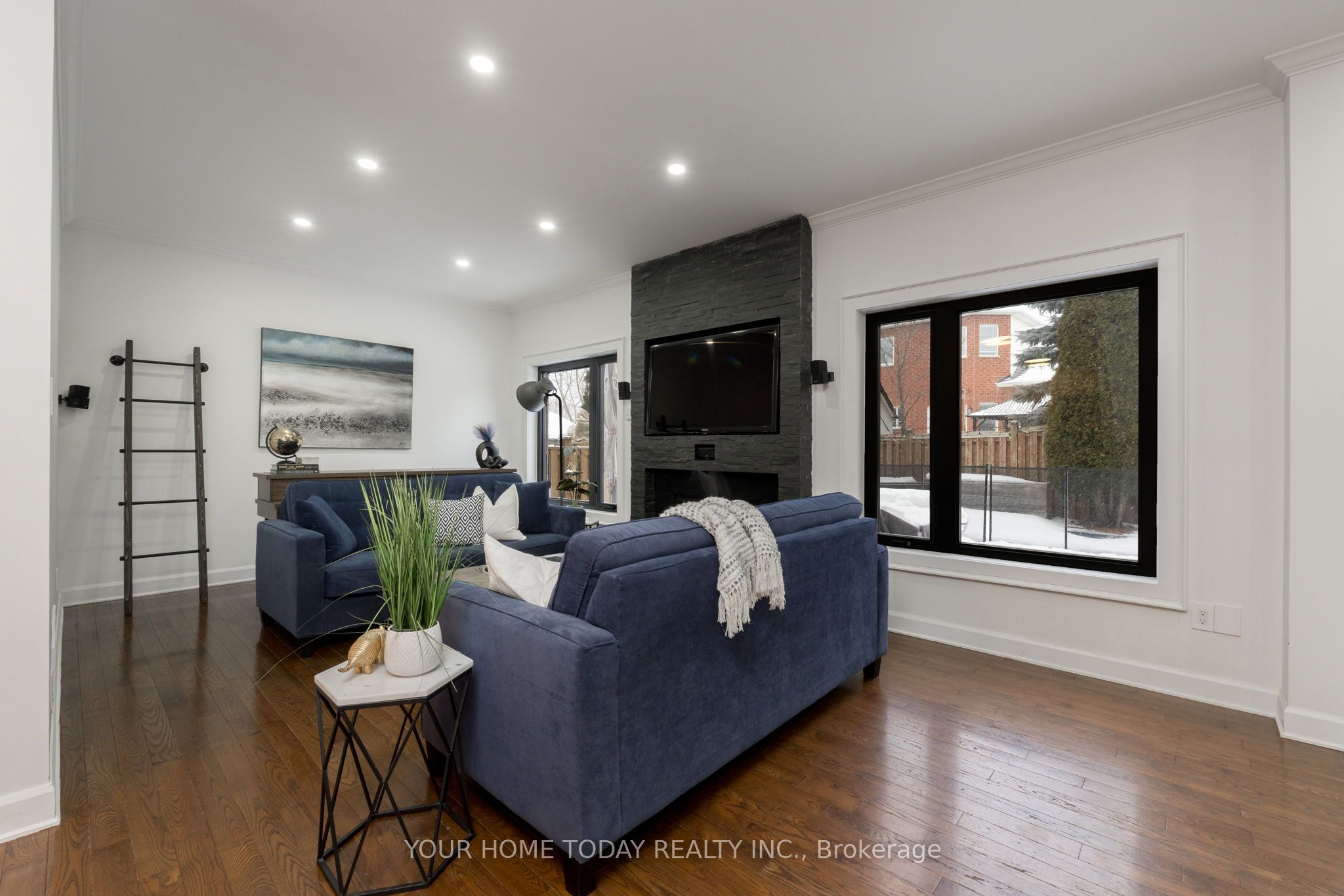 23 North Ridge Crescent