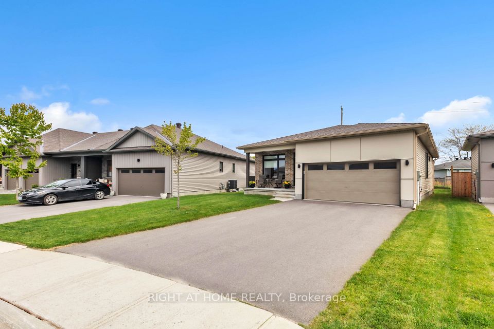 92 Tom Gavinski Street, Arnprior, ON K7S 0C6
