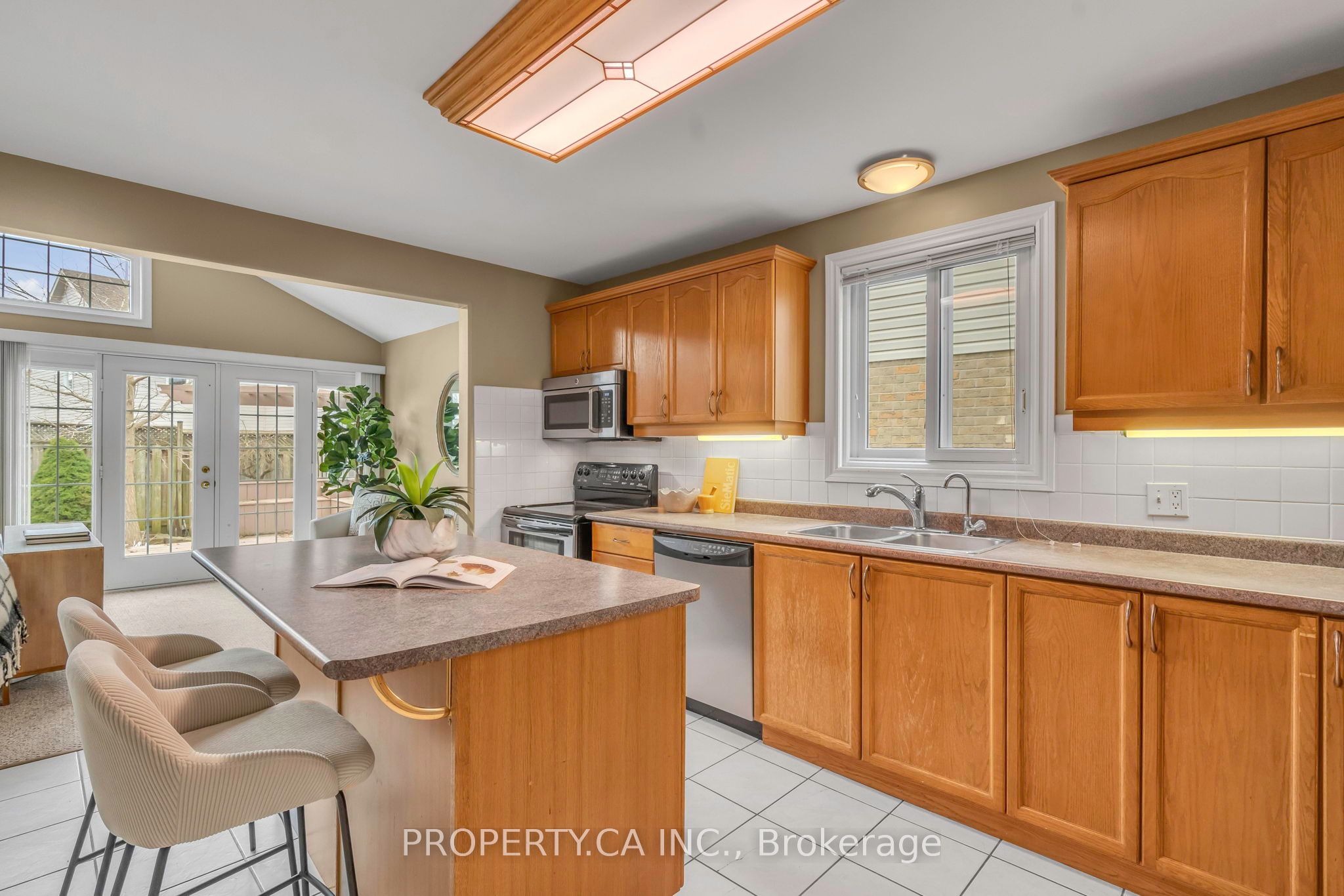 294 Huck Crescent