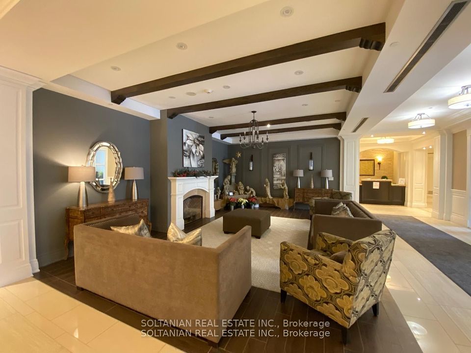 #425 - 80 Burns Boulevard, King, ON L7B 0B3