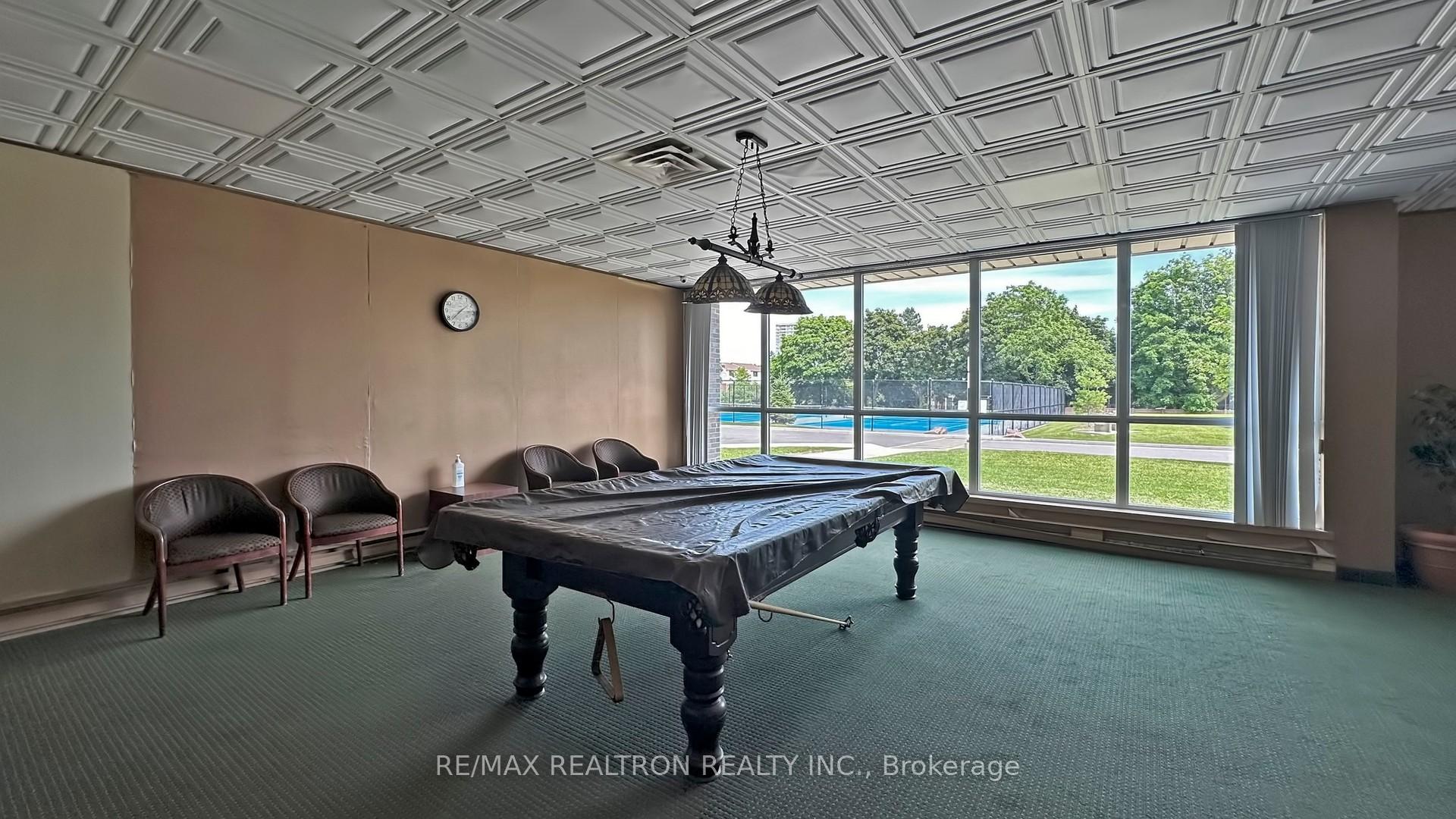 3 Bedrooms Condo at 45 Huntingdale, Toronto For sale
