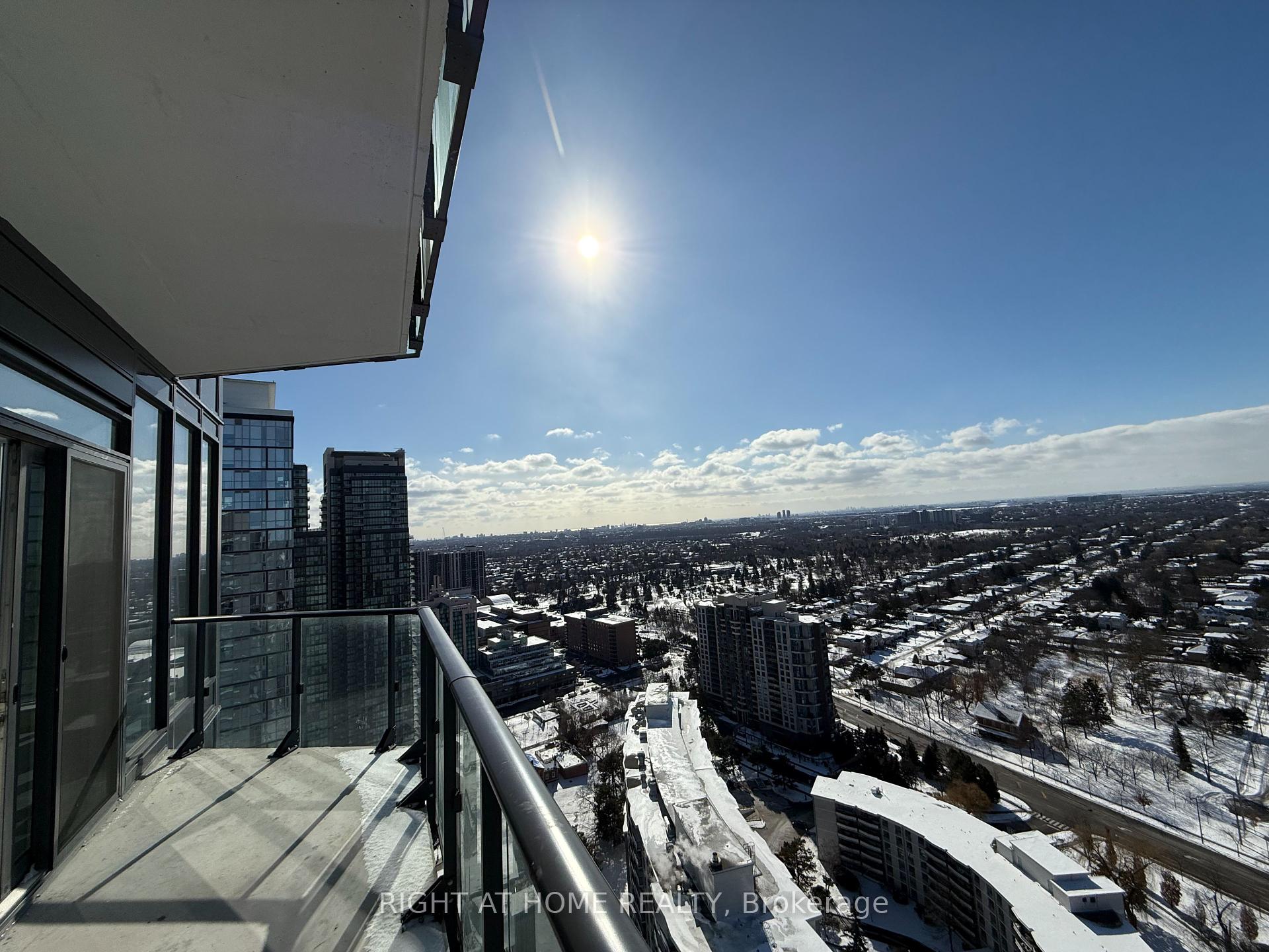 3 Bedrooms Condo at 15 Ellerslie, Toronto For sale