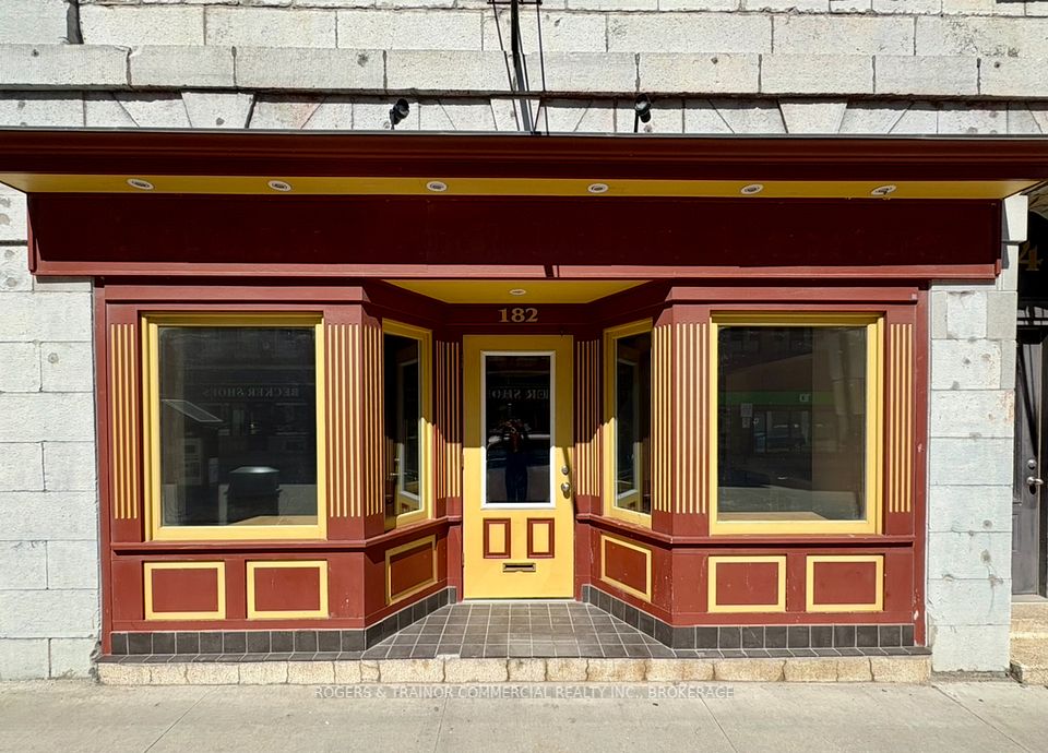 182 Wellington