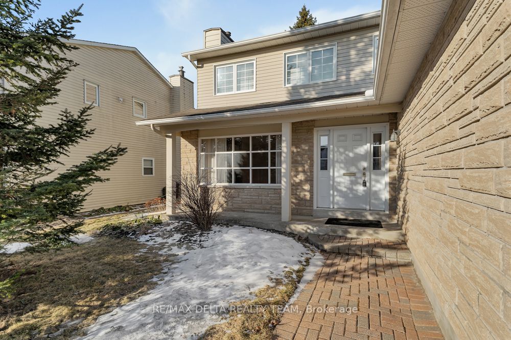 1149 St Jerome Crescent, OrleansConventGlenandArea, ON K1C 2A7