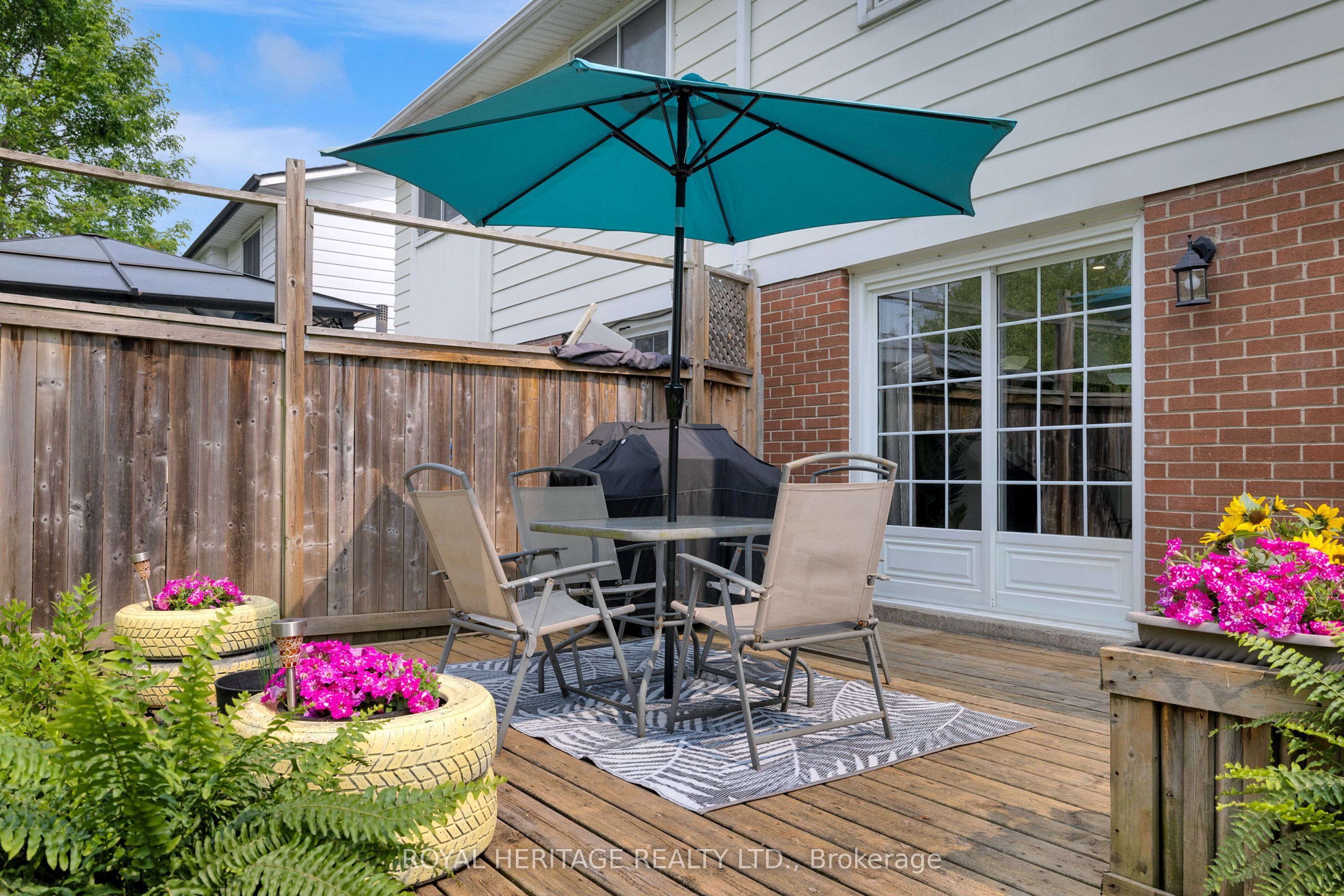 557 Berwick Crescent