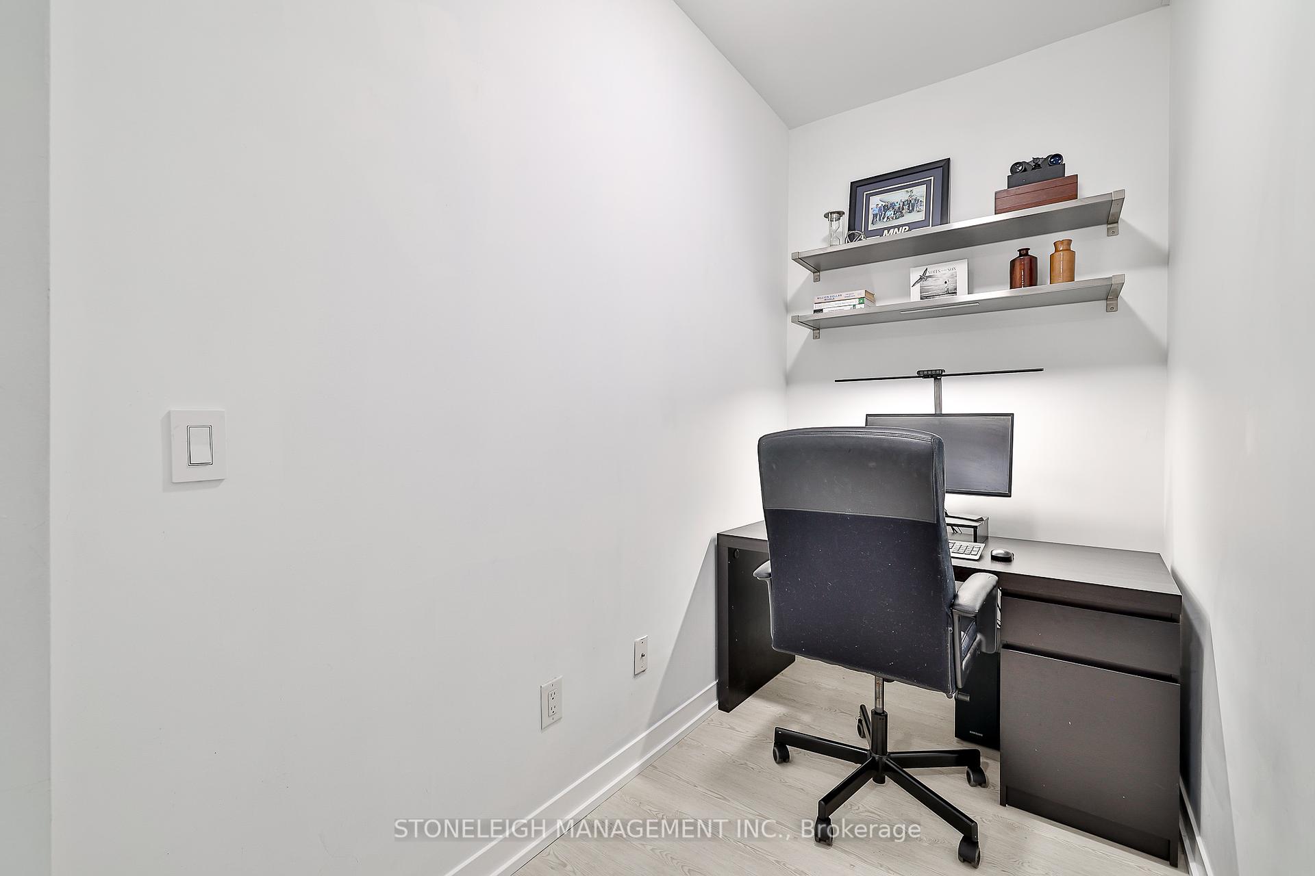 2 Bedrooms Condo at 105 George,  Toronto For sale