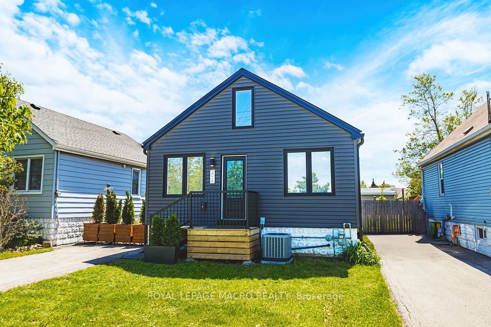 2016 Barton Street, Hamilton, ON L8H 2Y8