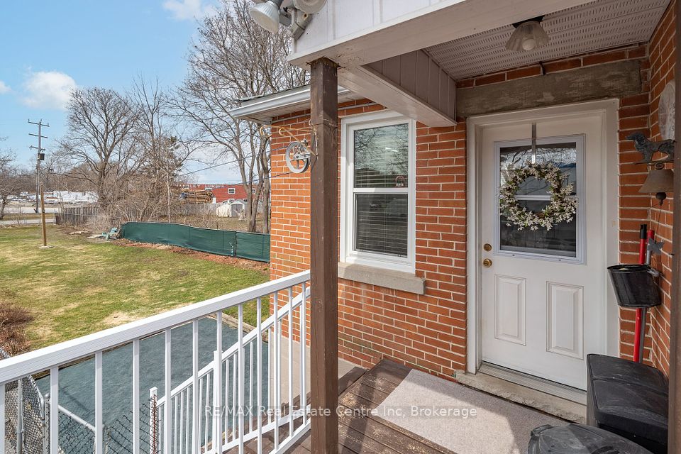 24 Lindsay Street, Kawartha Lakes, ON K0M 1N0