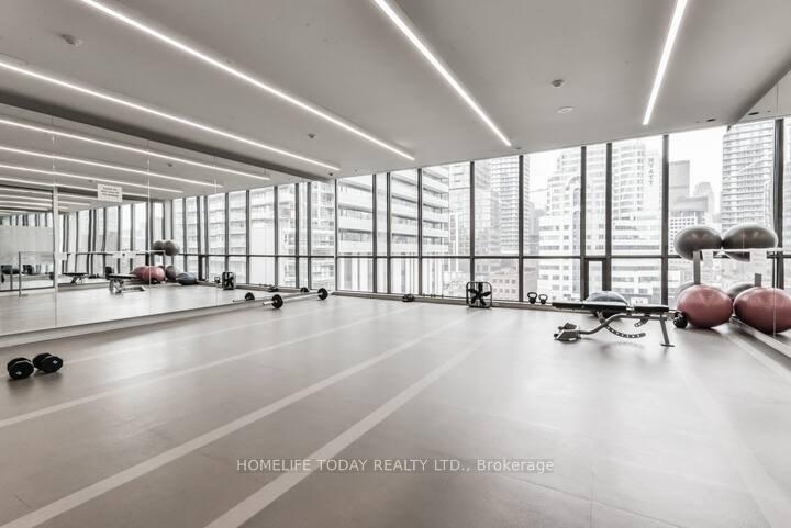 2 Bedrooms Condo at 8 Charlotte, Toronto For sale