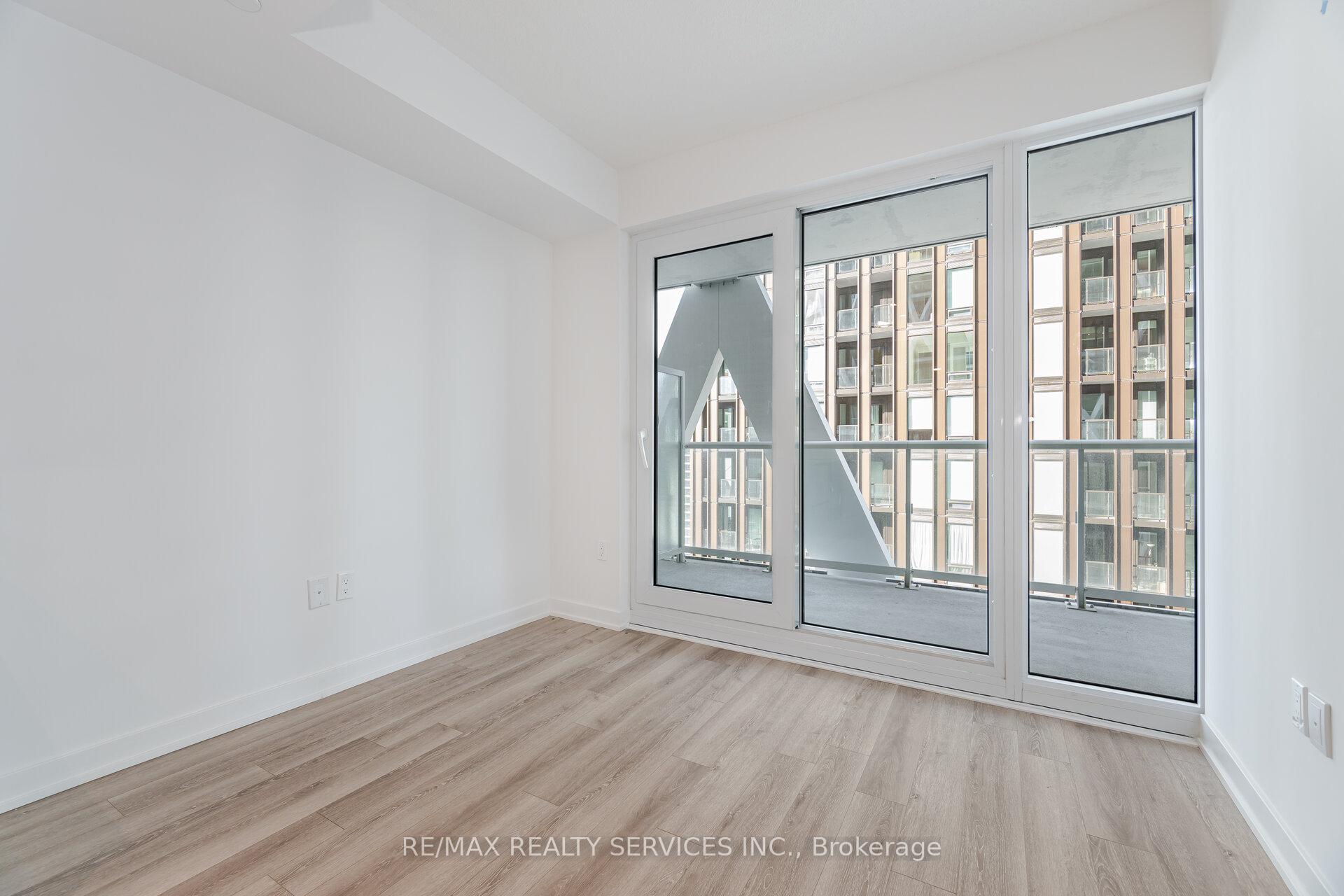 1 Bedroom Condo at 230 Simcoe, Toronto For sale
