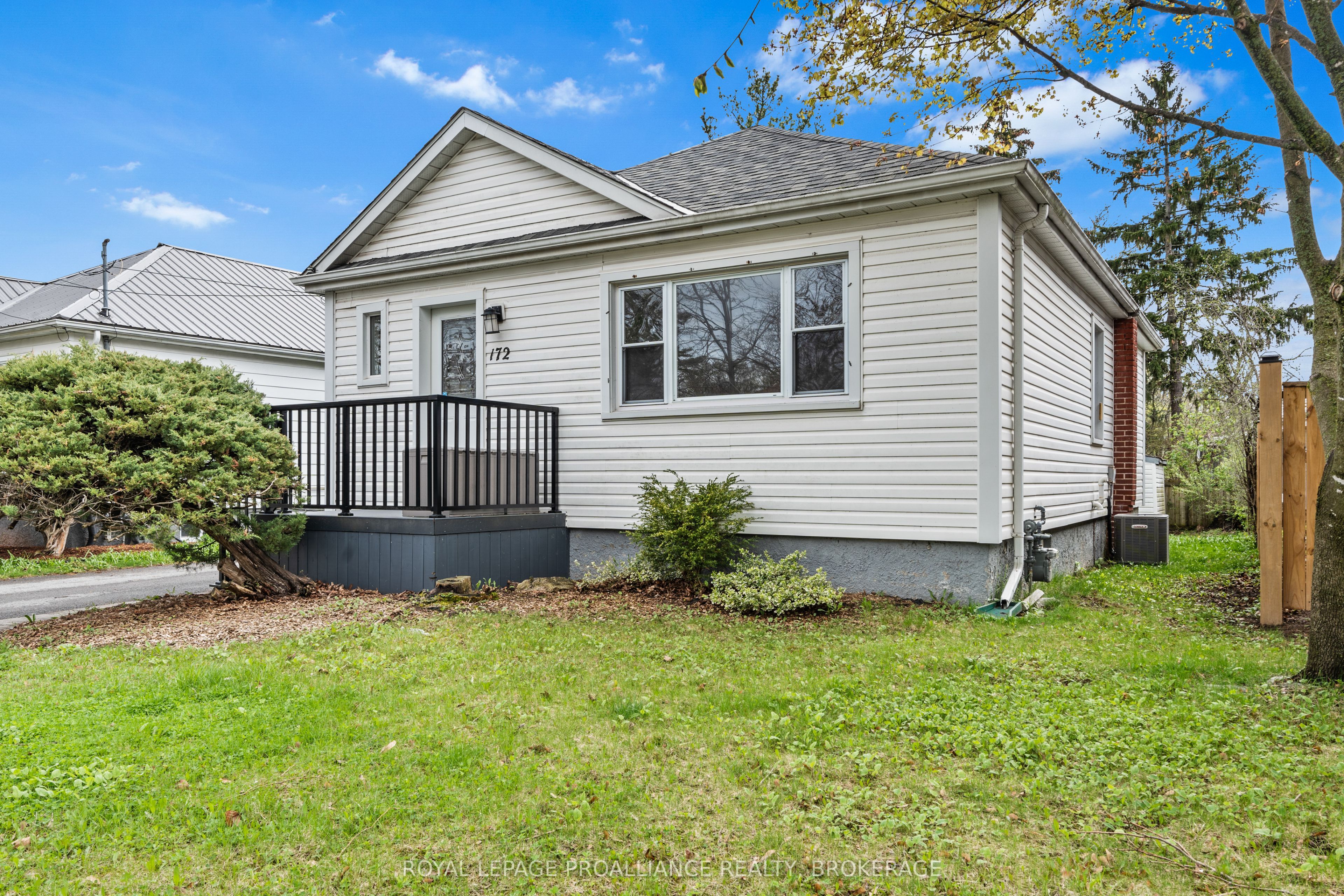 172 Carruthers Avenue