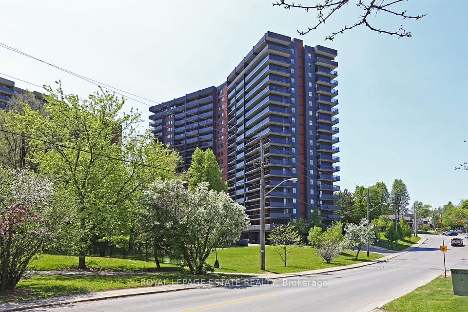 757 Victoria Park
