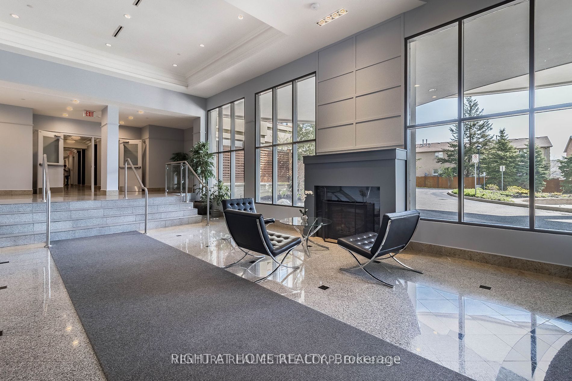 11121 Yonge Street, ## 602