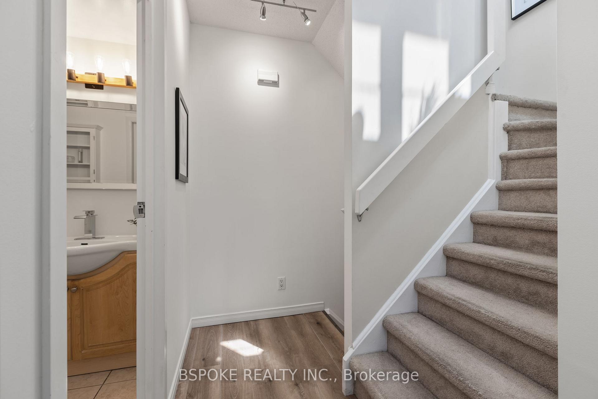 2 Bedrooms Condo at 46 Western Battery, Toronto For sale