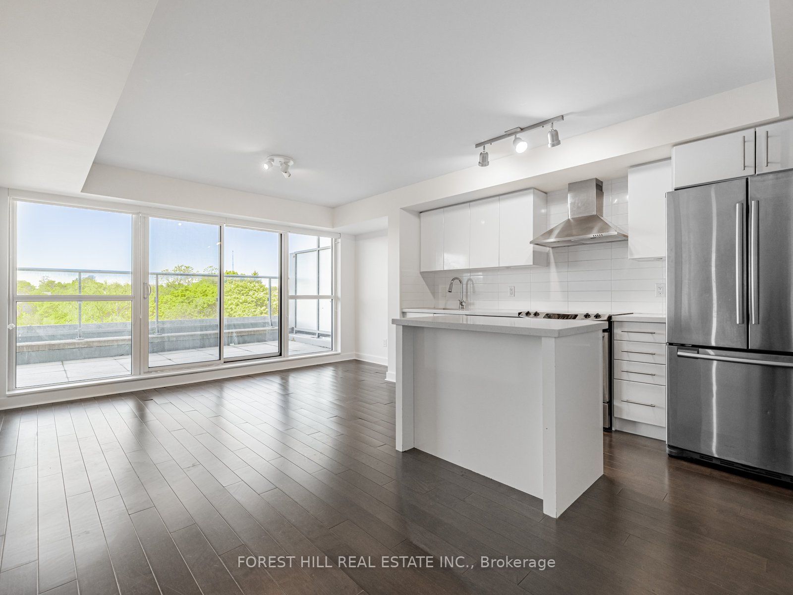58 Orchard View Boulevard, #510