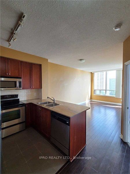 3504 Hurontario Street, #1001
