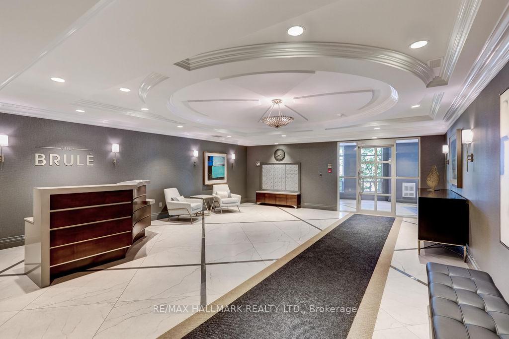2 Bedrooms Condo at 2511 Bloor, Toronto For sale