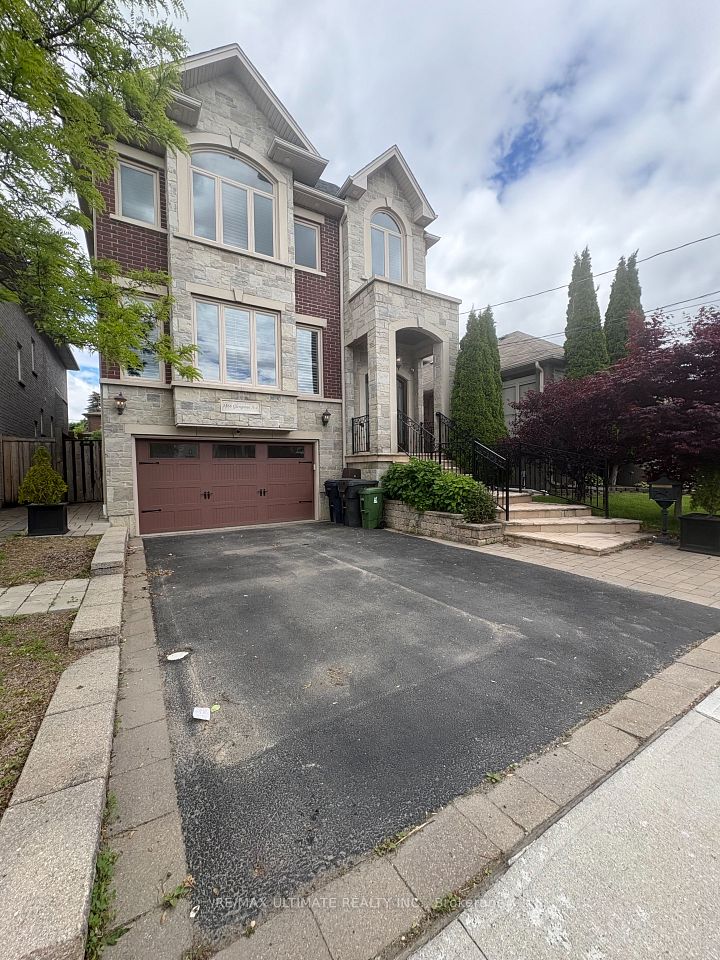 1166 Glengrove