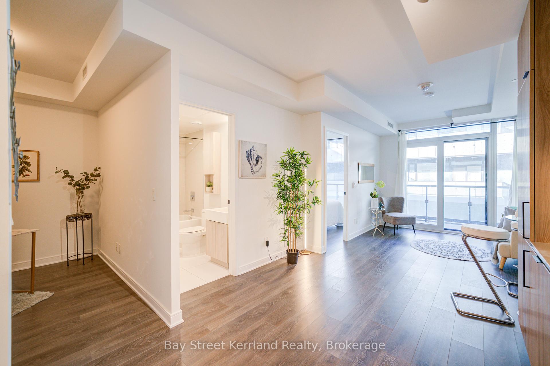 2 Bedrooms Condo at 35 Rolling Mills,  Toronto For sale