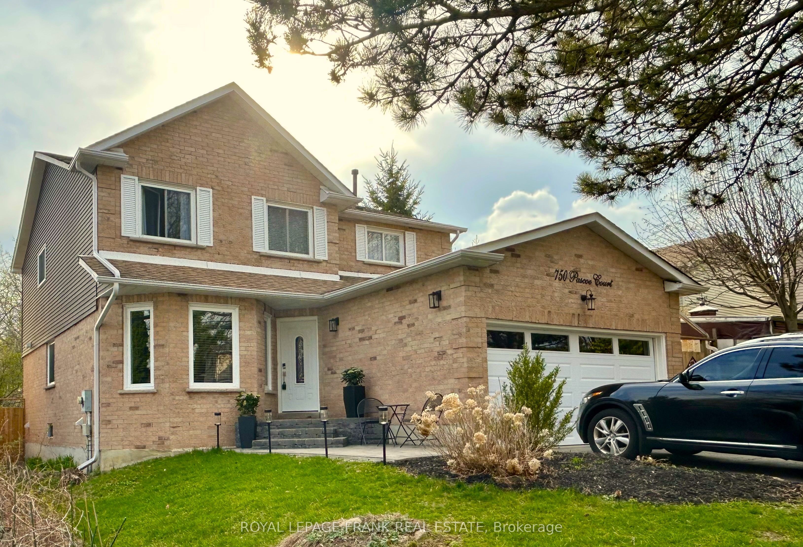 750 Pascoe Court, Oshawa, ON L1K 1S9