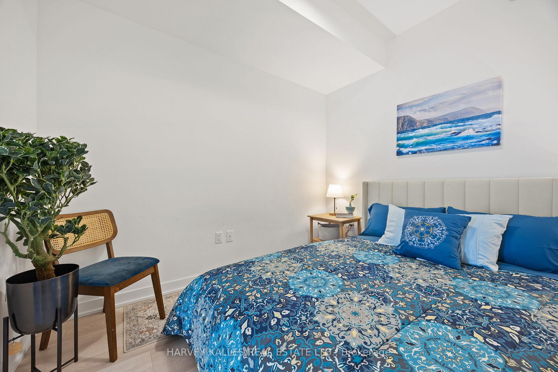 357 King Street W 3507