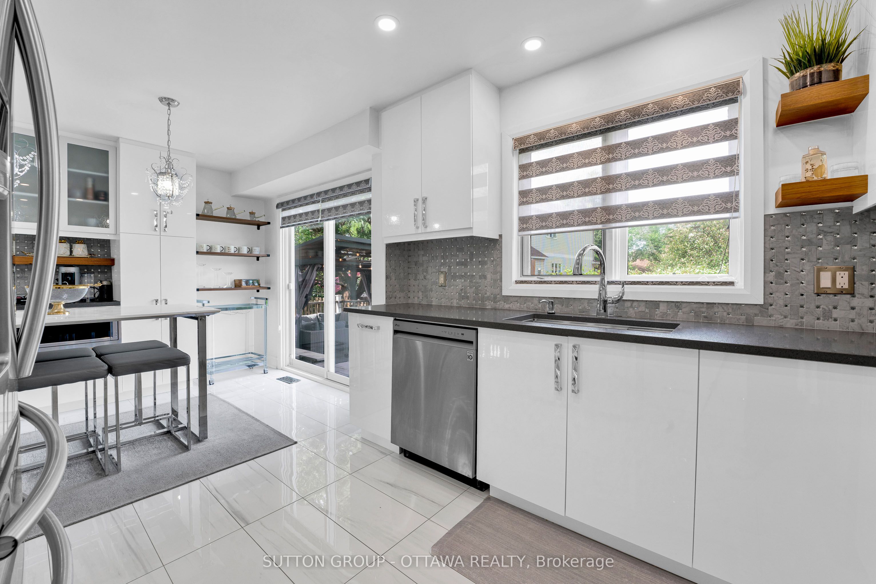 2163 Johnston Road