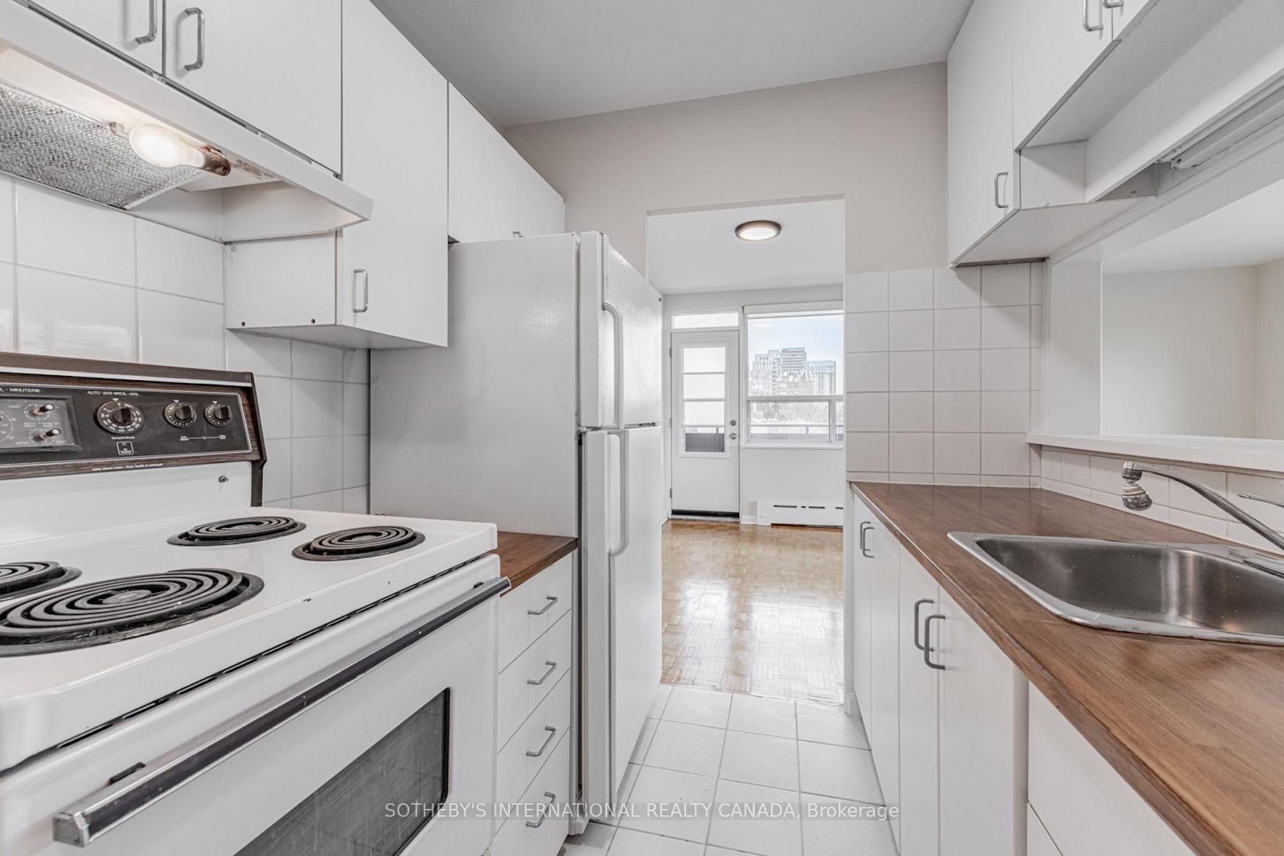 1 Bedroom Co-op at 78 Warren,  Toronto For sale