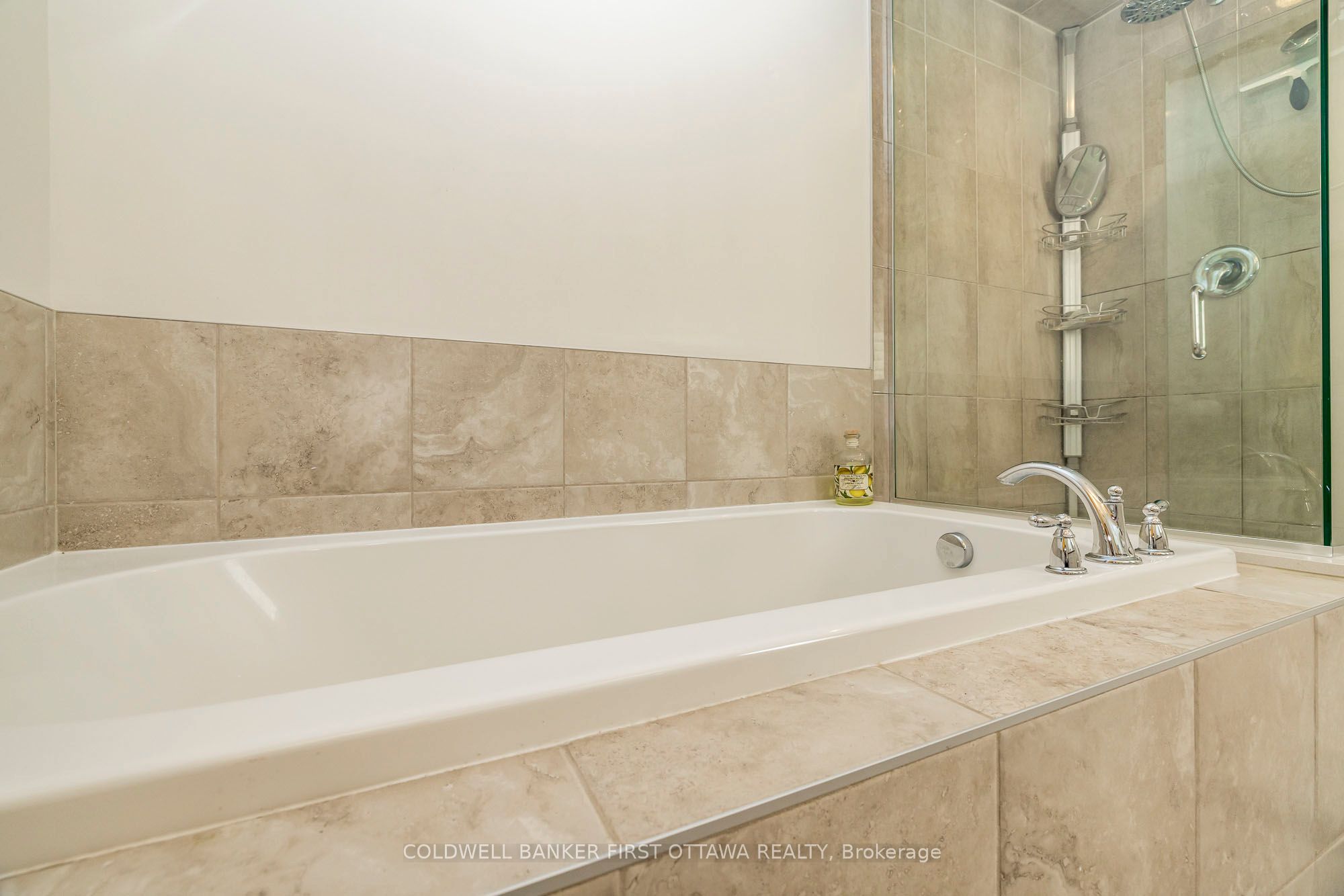 170 FLOWING CREEK Circle