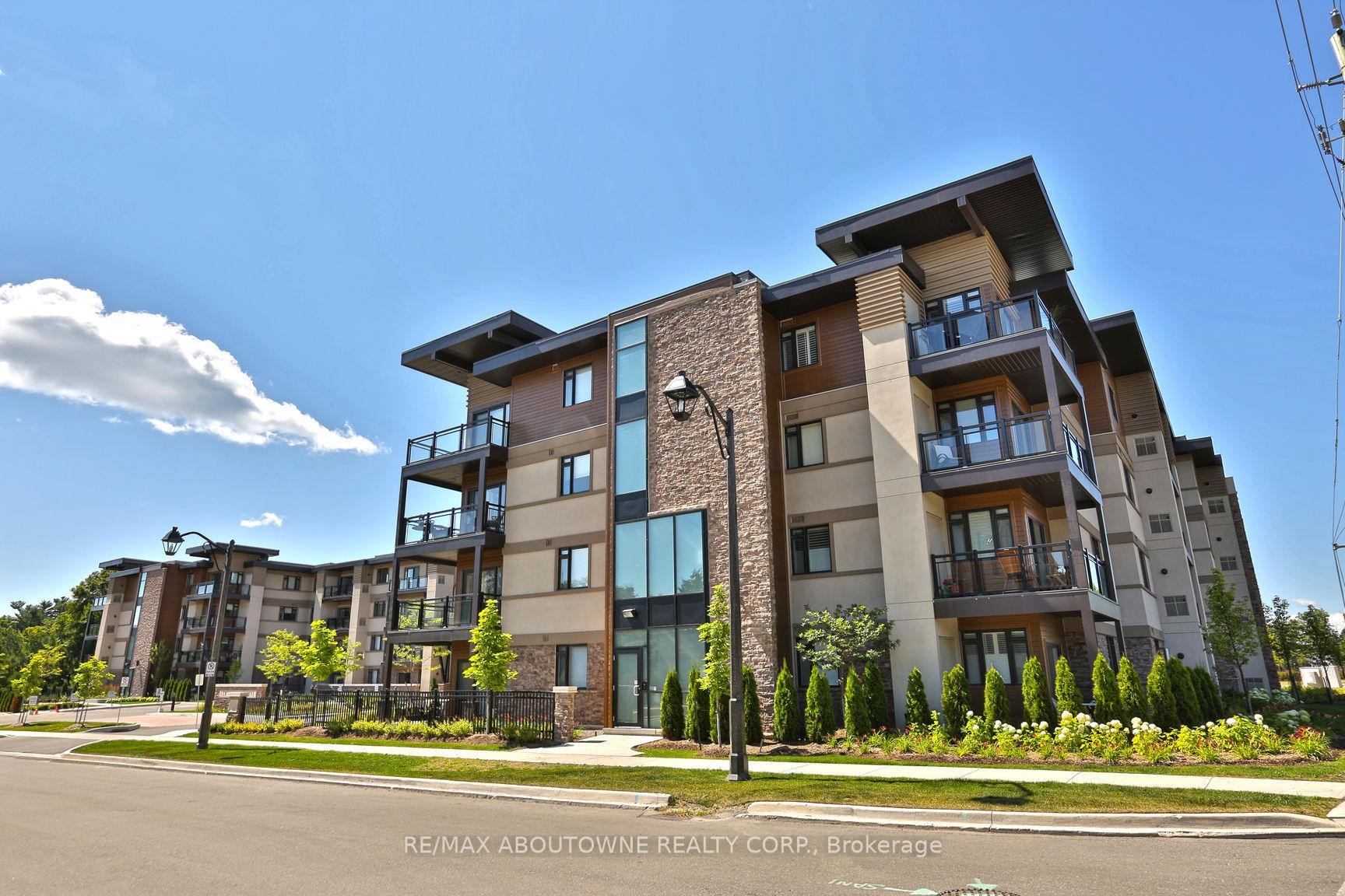 2 Bedrooms Condo at 128 Garden, Oakville For sale