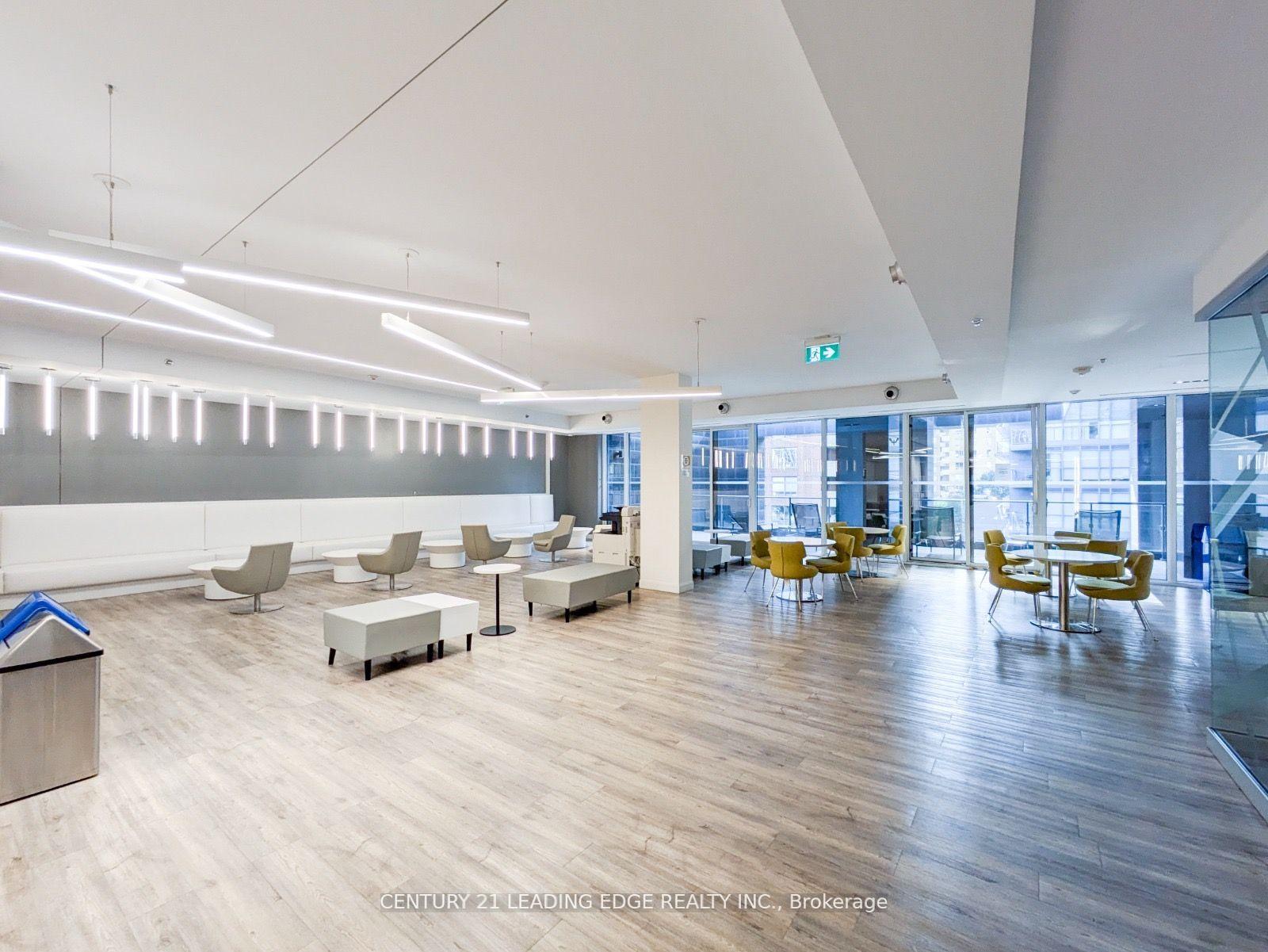 2 Bedrooms Condo at 181 Dundas, Toronto For sale