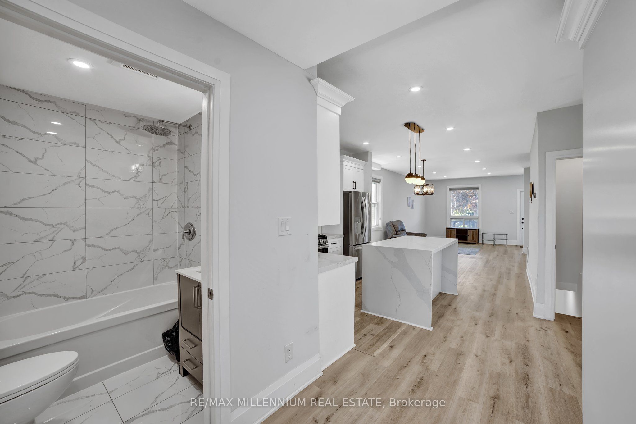 28 Albemarle Street