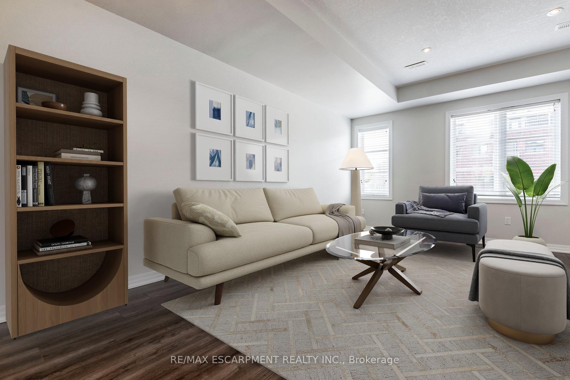 3 Bedrooms Condo at 290 Barton, Hamilton For sale