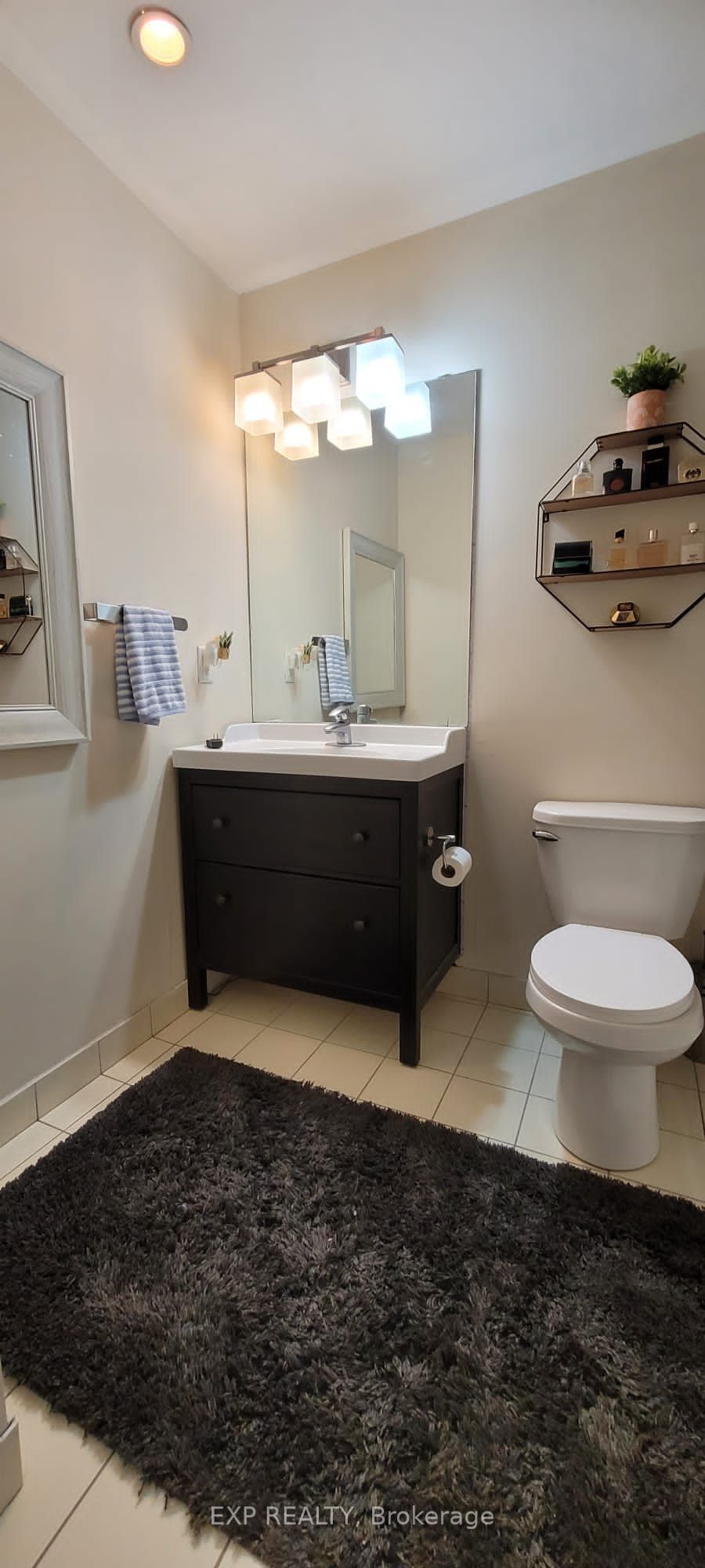 30 Canterbury Place, #701