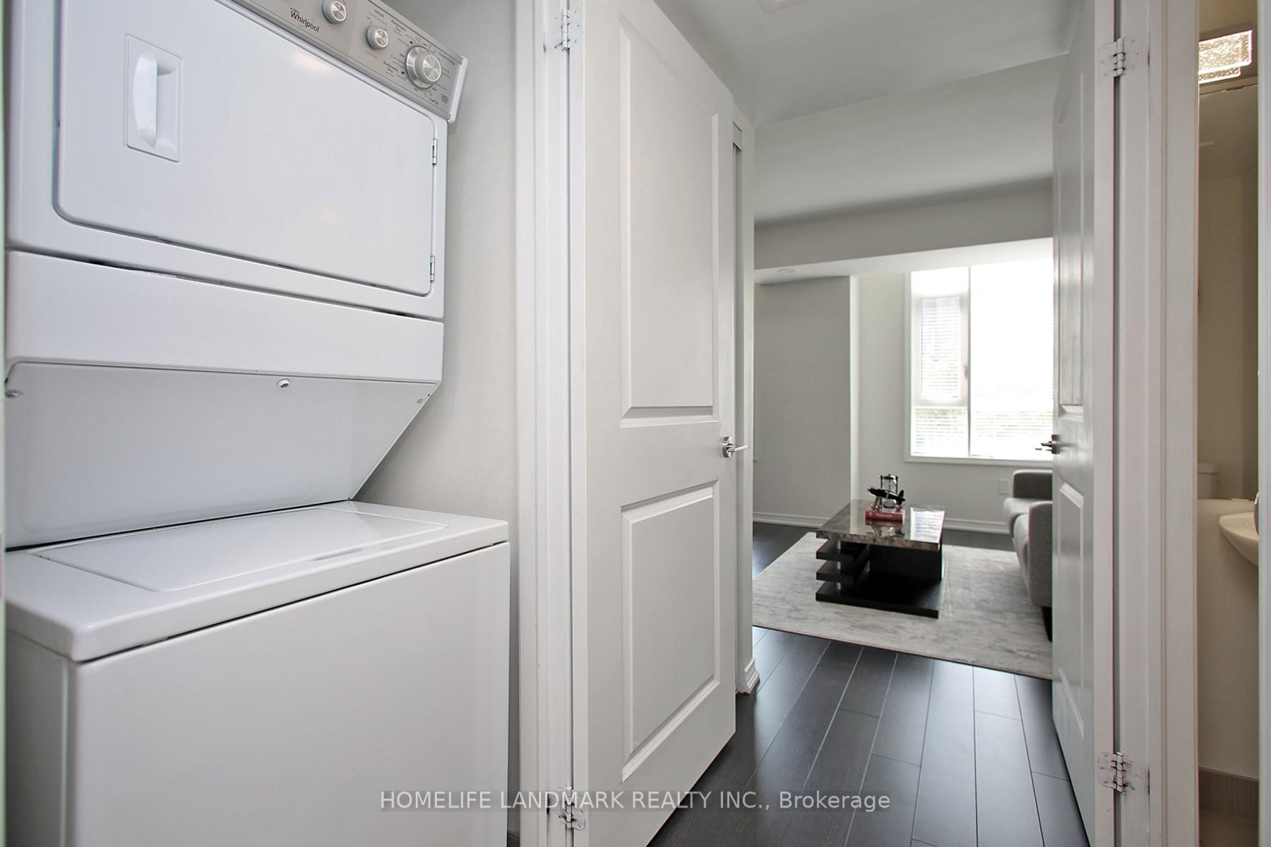 2 Bedrooms Condo at 90 Orchid, Toronto For sale