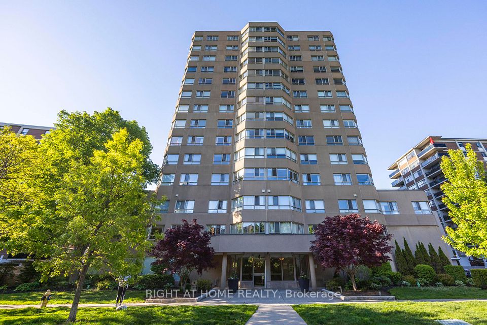 4 Park Vista