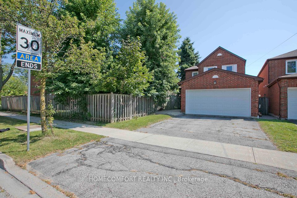 100 Nettlecreek