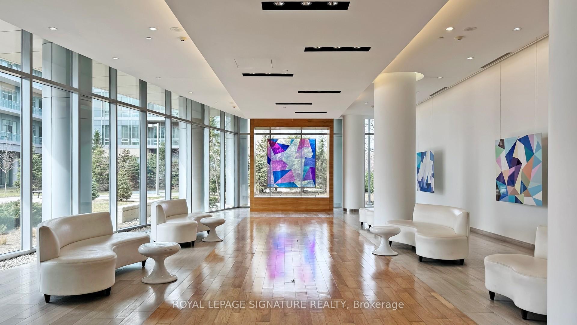 2 Bedrooms Condo at 70 Forest Manor, Toronto For sale