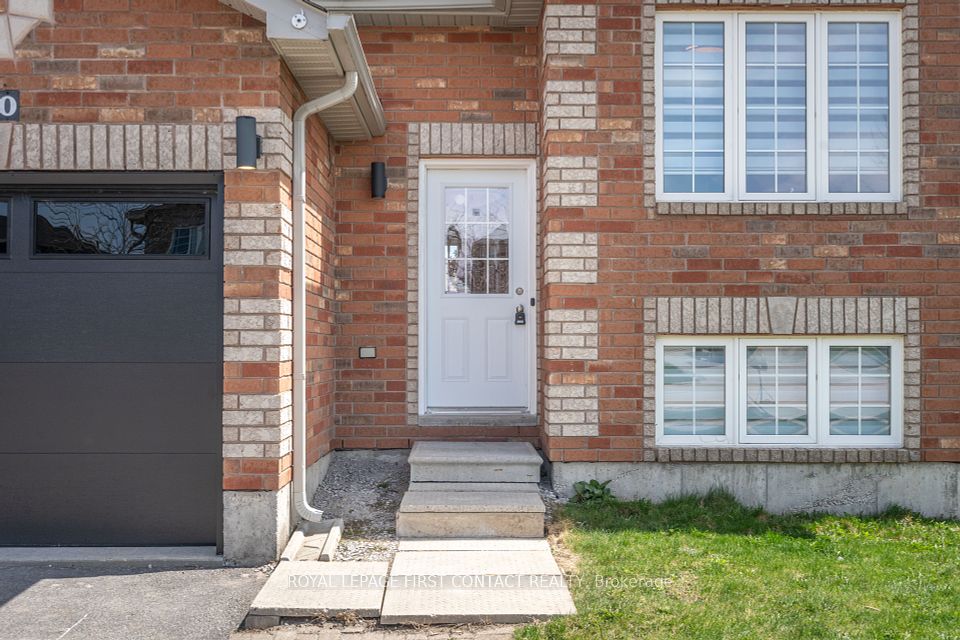 60 William Paddison Drive, Barrie, ON L4M 0G4