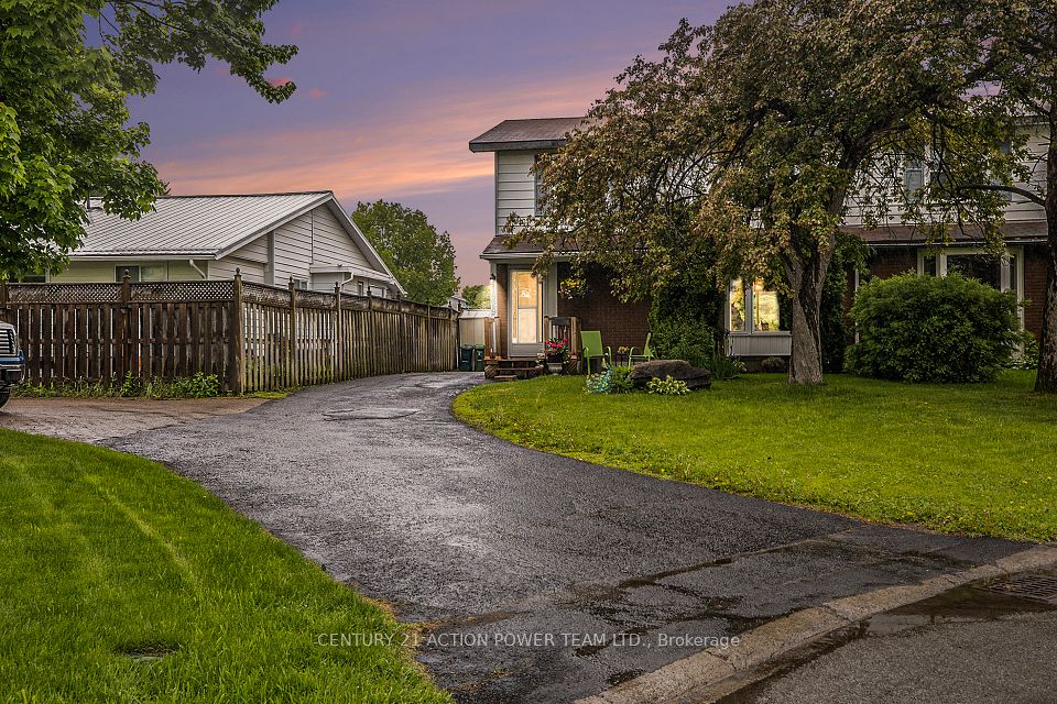 1829 Cloverlawn
