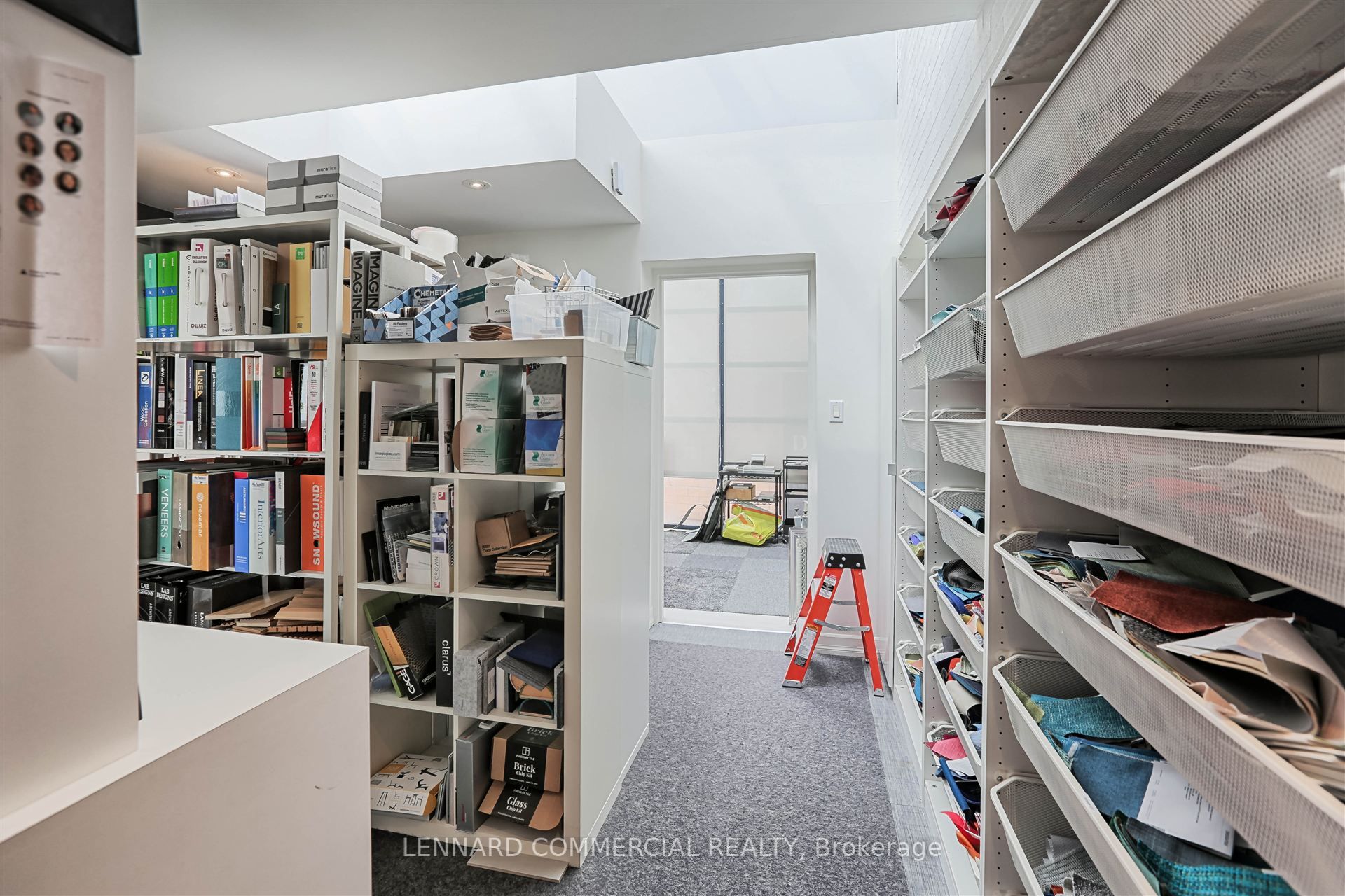 354 Davenport Road, #200