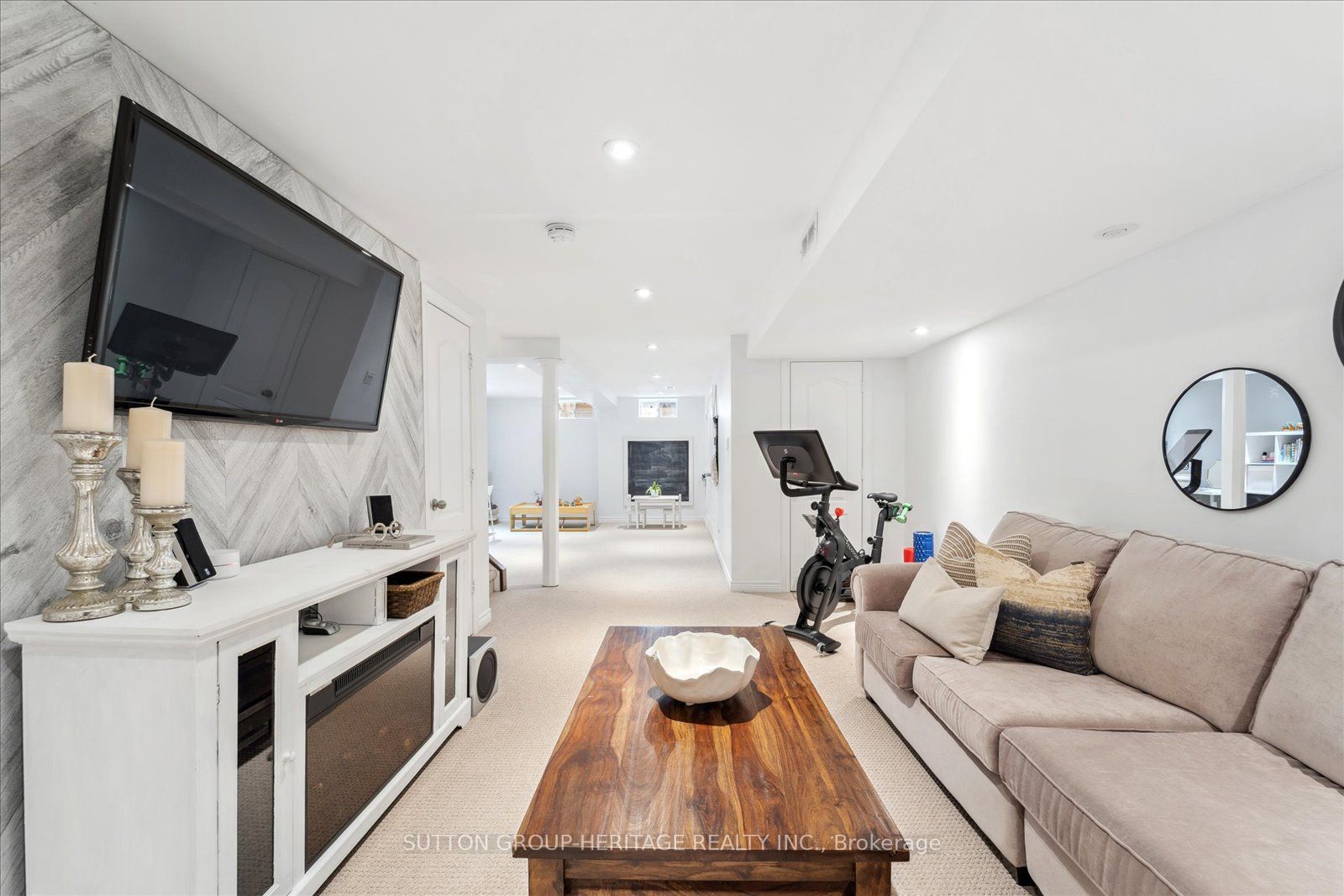 23 Vallance Way, #25