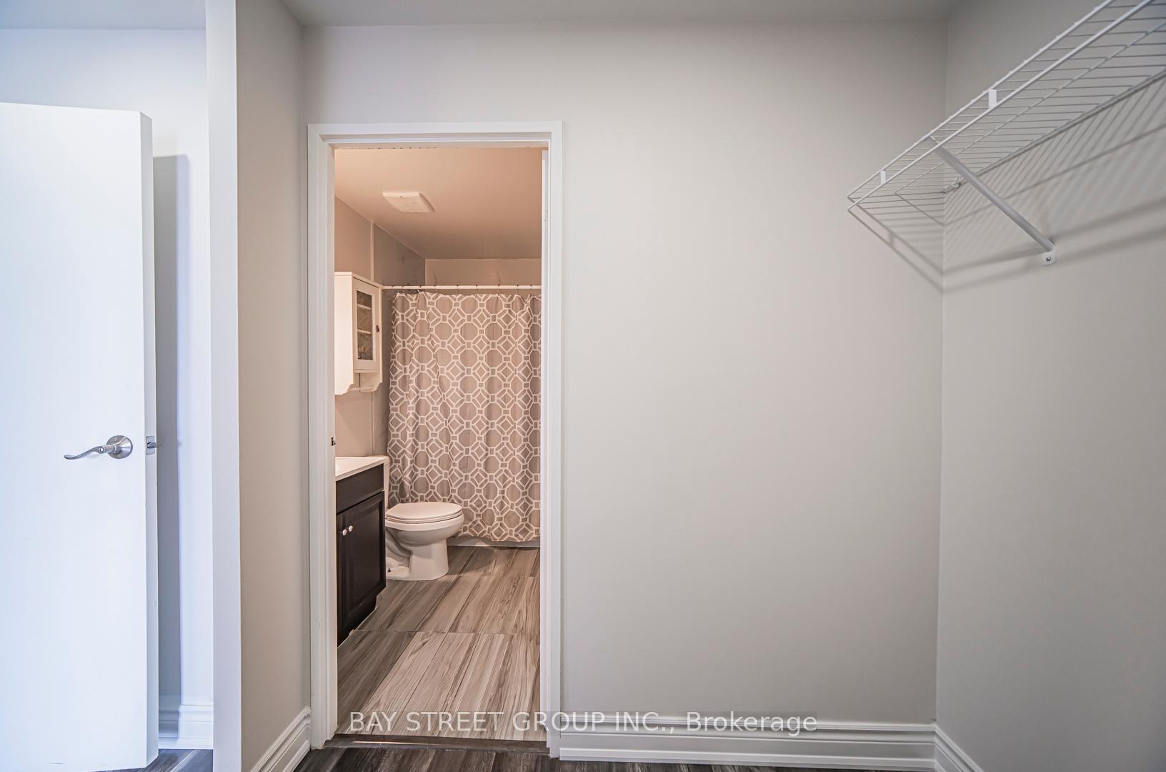 3 Bedrooms Condo at 2470 Eglinton, Toronto For sale