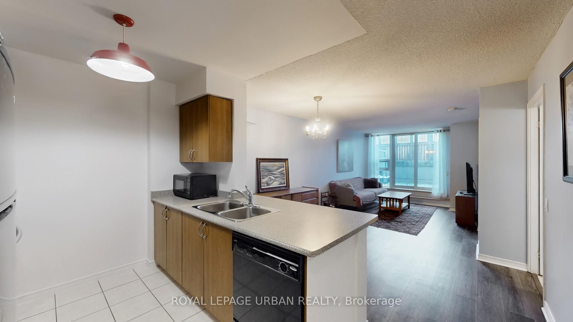 2 Bedrooms Condo at 60 Heintzman, Toronto For sale